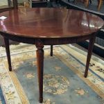 195 7047 DINING TABLE